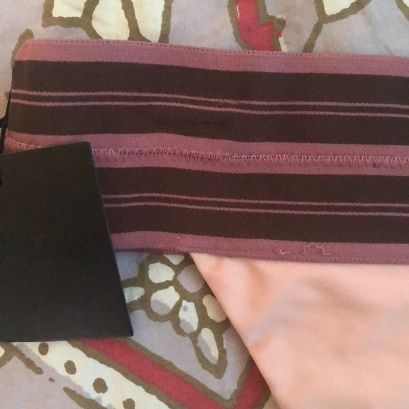 Acacia bottom - Picture 4 of 6